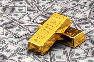 طلا بخریم یا دلار ؟
